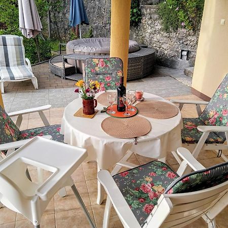 Apartman Lori Laurana Esterno foto
